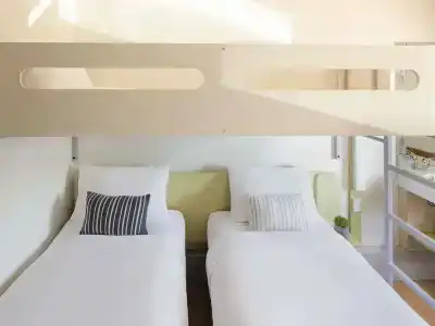 ibis Budget - - 34