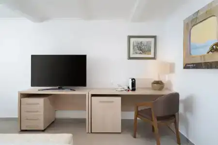 Kratiras View Luxury Suites - 20