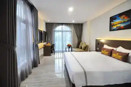 Crown Nguyen Hoang - 92