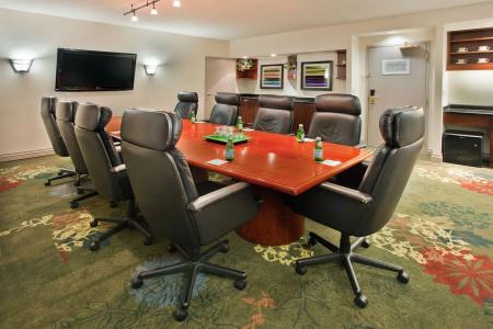 Holiday Inn & Suites Kanata, an IHG - 23