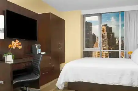 Hilton Garden Inn Times Square Central - 60