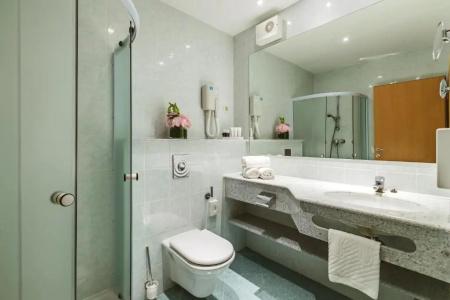 Ramada & Suites Kranjska Gora - 25