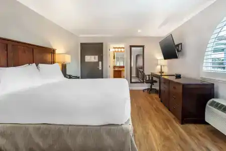 Best Western Dry Creek Inn - 51