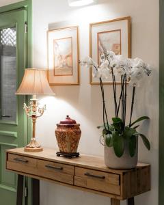 Casa Di Fiori Andros Suites - 88