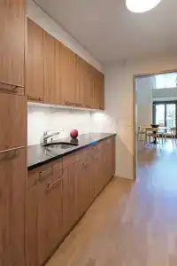 Victoria & Residence - 128