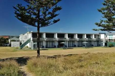 Whispering Sands Beachfront - 46
