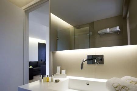 o&b Athens Boutique - 119
