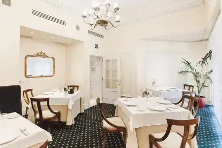 Carlton - 20