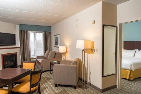 Holiday Inn Express & Suites-Summit Township, an IHG - 33