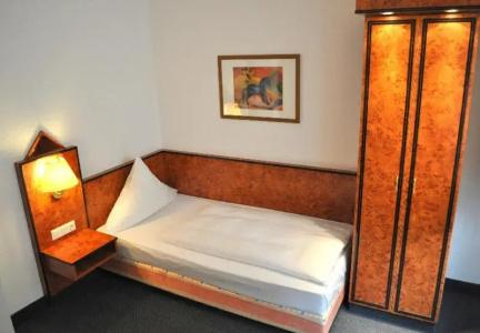 Trip Inn Minerva Frankfurt - 43