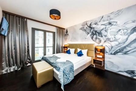 Best Western Plus Royal Suites - 44