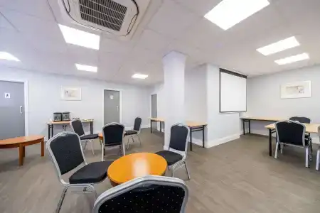 Comfort Inn Birmingham - 13