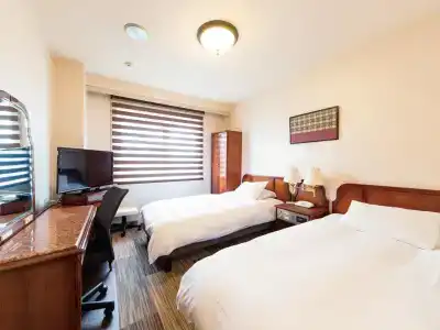 Claiton Shin-Osaka - 3