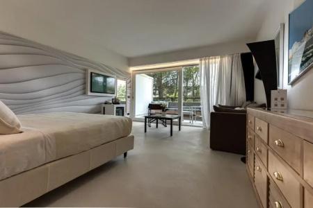 Augustus & Resort - 56