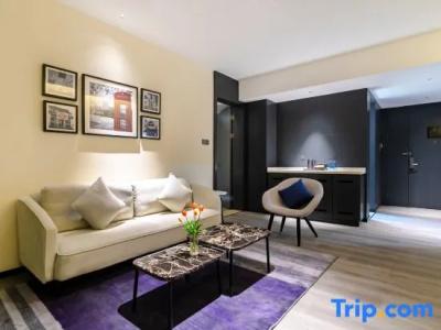 J-Hotel - 40