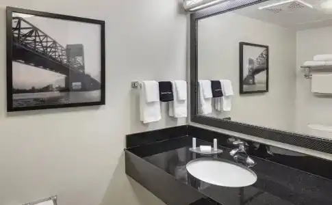 Comfort Inn University - 8