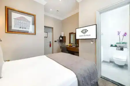 Langham Court - 41