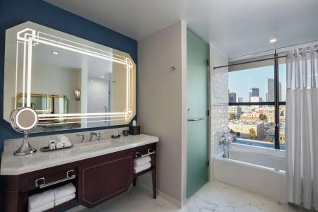 The Higgins New Orleans, Curio Collection By Hilton - 14