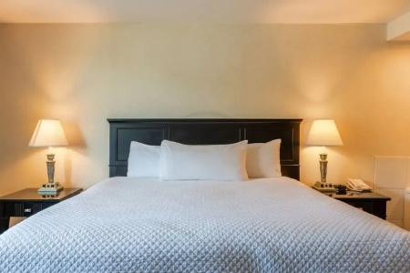 Ogunquit and Suites - 71