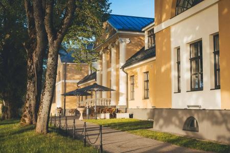 Skrunda Manor - 12