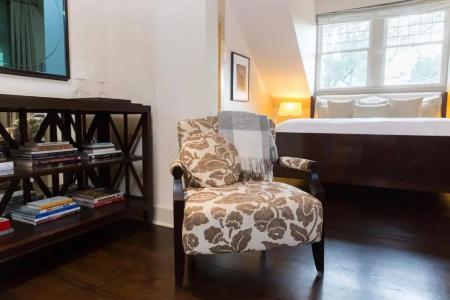 Stonehurst Place Bed & Breakfast - 105