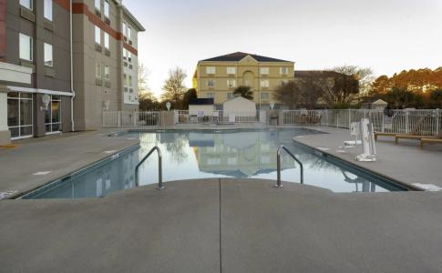 Holiday Inn Express-Broadway at the Beach, an IHG - 13