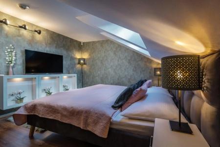 Residence & Club - 4
