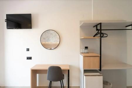 Aqua Beachfront Elegant - 23