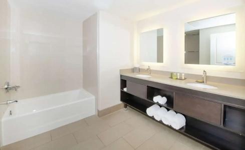 Hilton Scotts Valley - 112