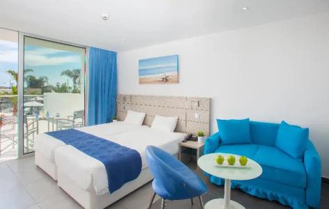 Limanaki Beach & Suites - 62