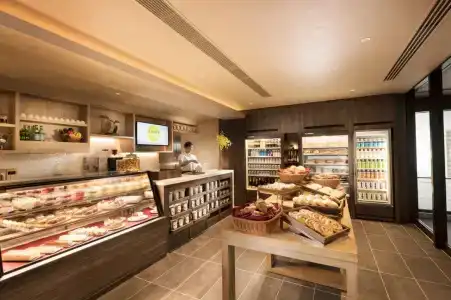 DoubleTree by Hilton Okinawa Chatan Resort - 19