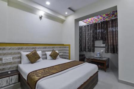 Aroma- Dadar - 52