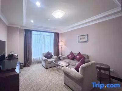 The Royal Marina Plaza Guangzhou - 108