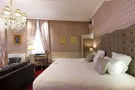Best Western Premier Grand Monarque & Spa - 79