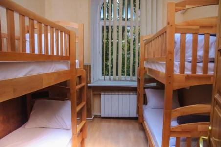 Golden Globus Hostel - 17