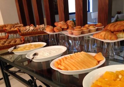 City Rose Suites - 9