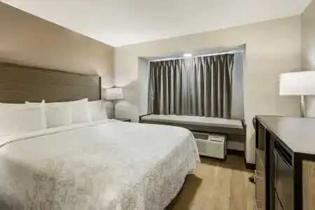 Red Roof Inn Plus+ & Suites Savannah – i-95 - 2