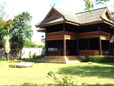 Ruen Thai Rim Haad - 59