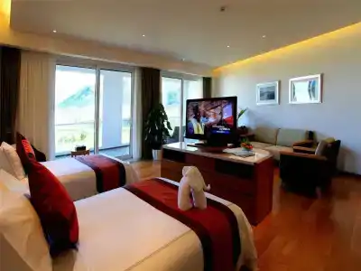 Mingshen Golf & Bay Resort Sanya - 4