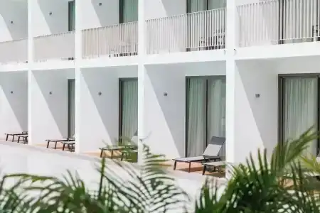 SeaCono Patong Beach Front - 39