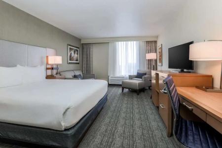 DoubleTree by Hilton Atlanta Airport - 48