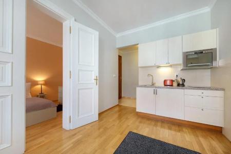 Hunger Wall Residence - 11