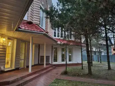 Частный дом в Сивково с бассейном - 0
