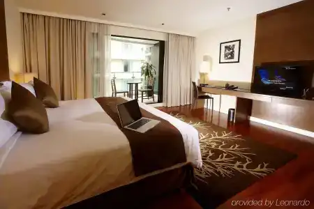 Phachara Suites Sukhumvit - 21