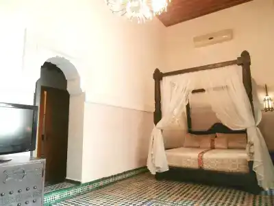 Riad Letchina - 54