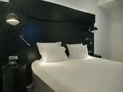 Kyriad Prestige Perpignan Centre del Mon - 53