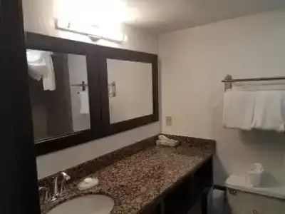 Best Western InnSuites Tucson Foothills & Suites - 49