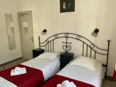 Hostellerie De La Source - 27