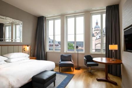 Hilton Cologne - 33
