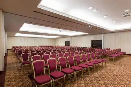 Radisson Blu Carlton, Bratislava - 8